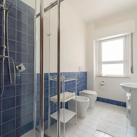 Mareluce Apartment *