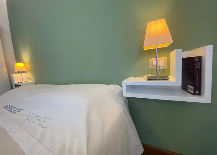 Apartament Mareluce *