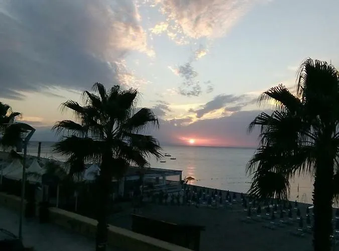 Mareluce Apartament Letojanni